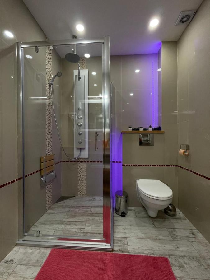 シビウVoyage Cubic Adults Onlyアパートメント エクステリア 写真