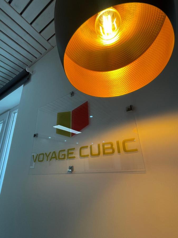 シビウVoyage Cubic Adults Onlyアパートメント エクステリア 写真
