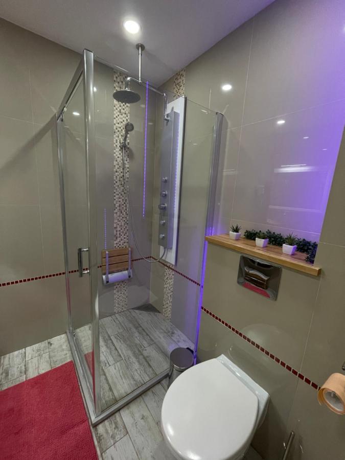 シビウVoyage Cubic Adults Onlyアパートメント エクステリア 写真